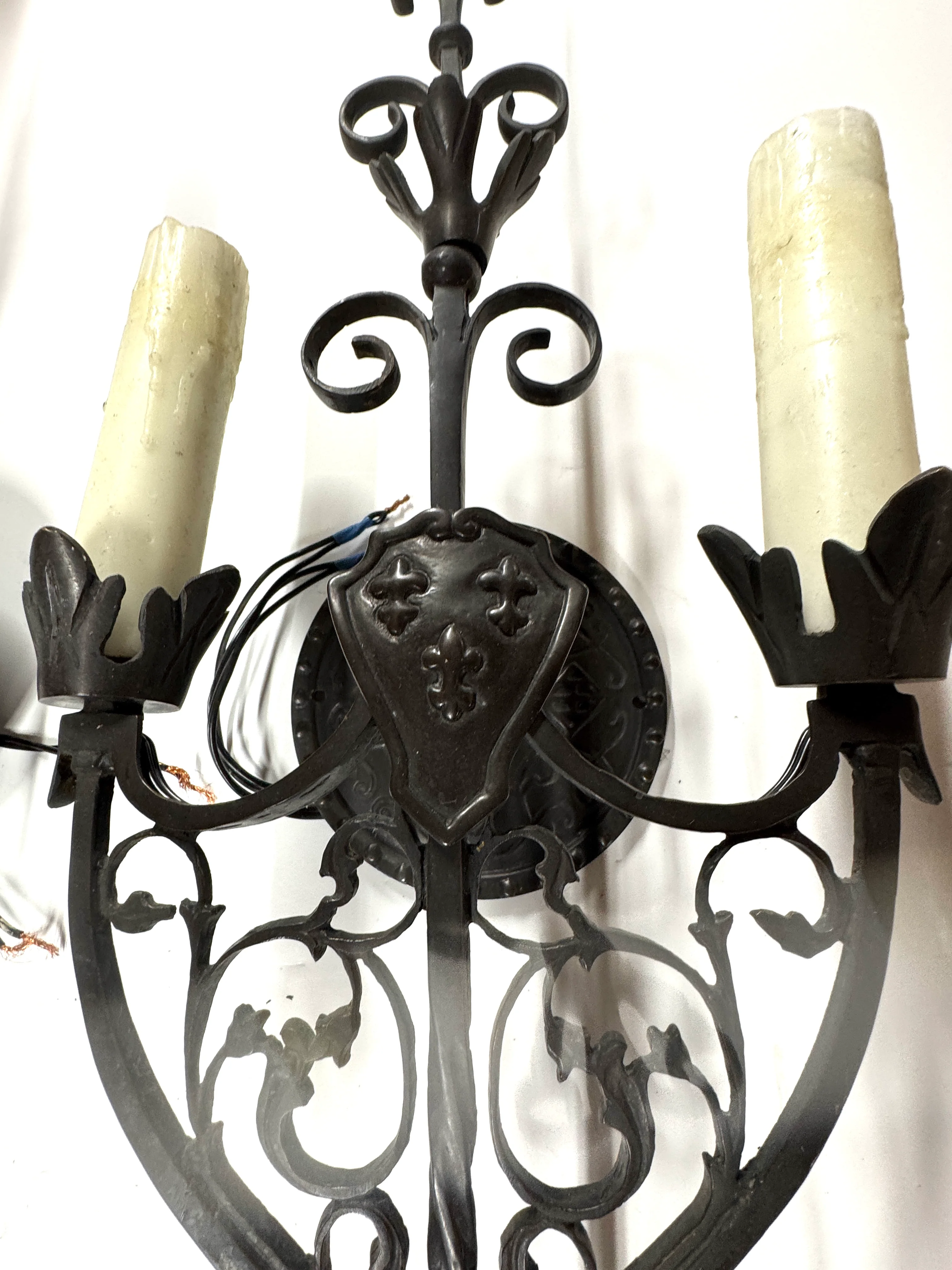 AL3-016: Pair of Spanish Colonial Sconces Made By 20th Century Lighting - Image 4